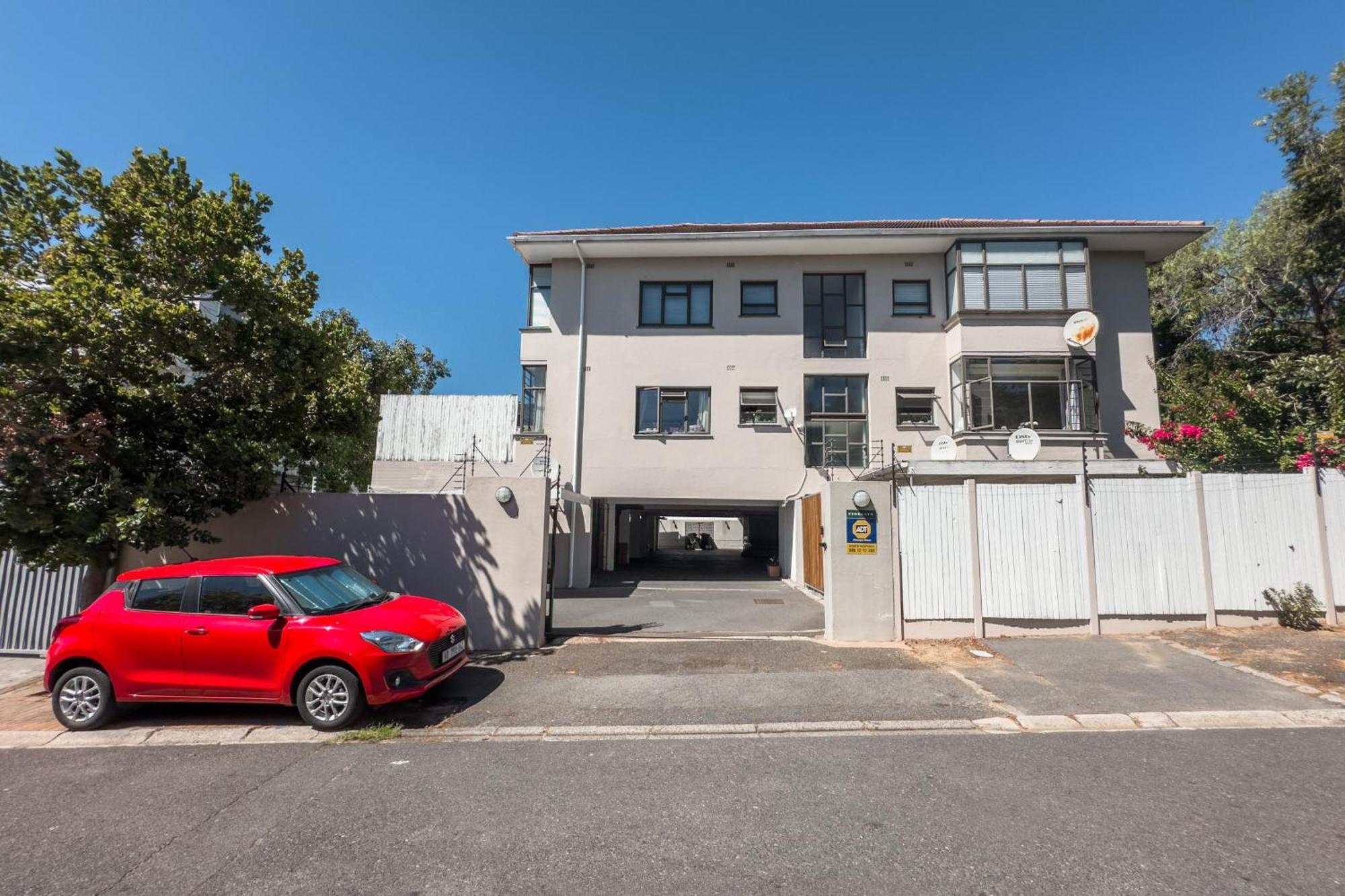 Sunny Modern Space With Mountain View Kaapstad